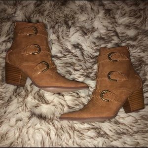 Coconuts by Matisse charmer tan boot!!